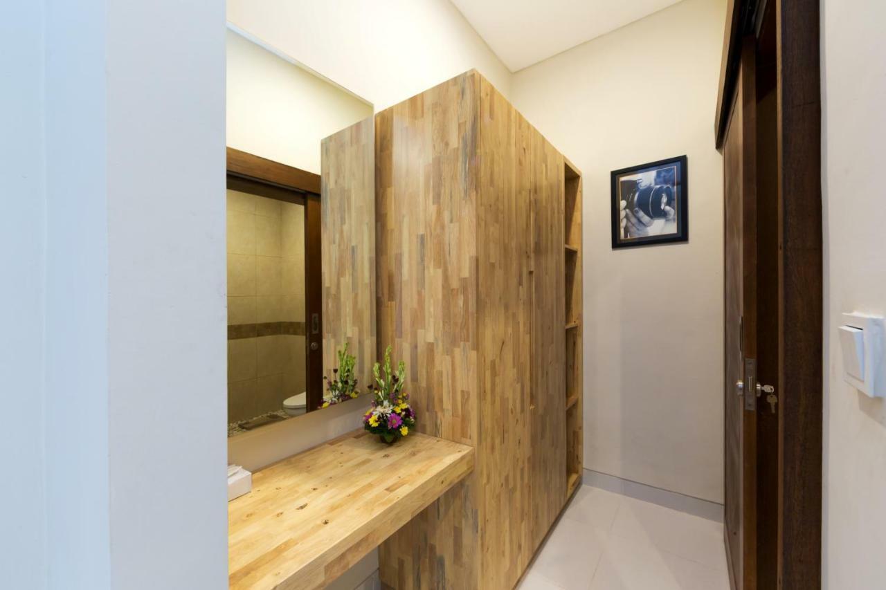 Paisa Seminyak Living Villa Buitenkant foto