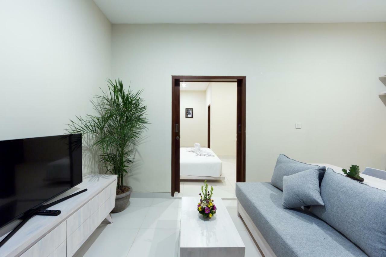 Paisa Seminyak Living Villa Buitenkant foto
